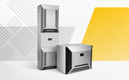 prod-climatizzatori Immagine di due condizionatori per quadri elettrici, con grate di aspirazione